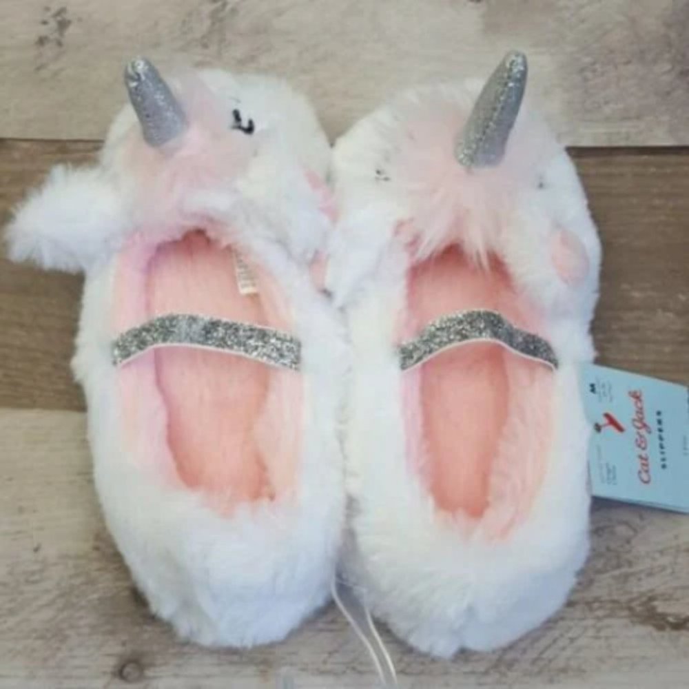 Cute fluffy comfy warm unicorns slippers - Picture 3 of 9